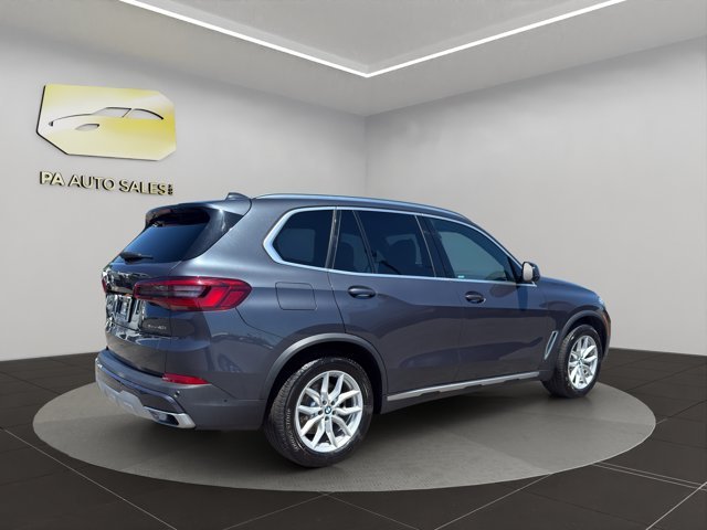 Used 2020 Arctic Gray Metallic BMW xDrive40i image 7