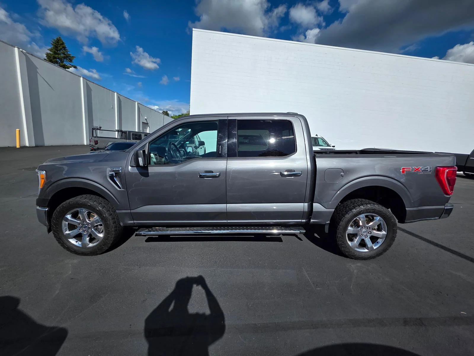 Used 2021 Gray Metallic Ford XLT image 8