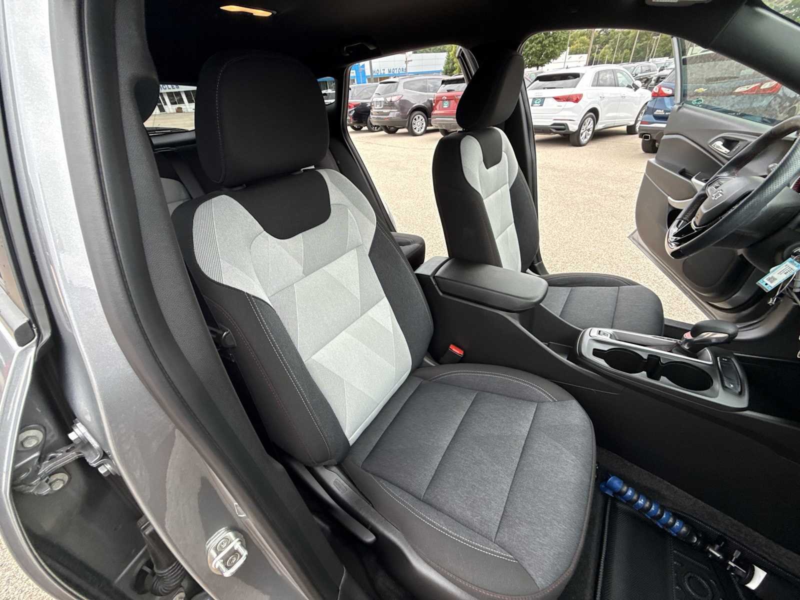 2024 Chevrolet Trax RS - Photo 27