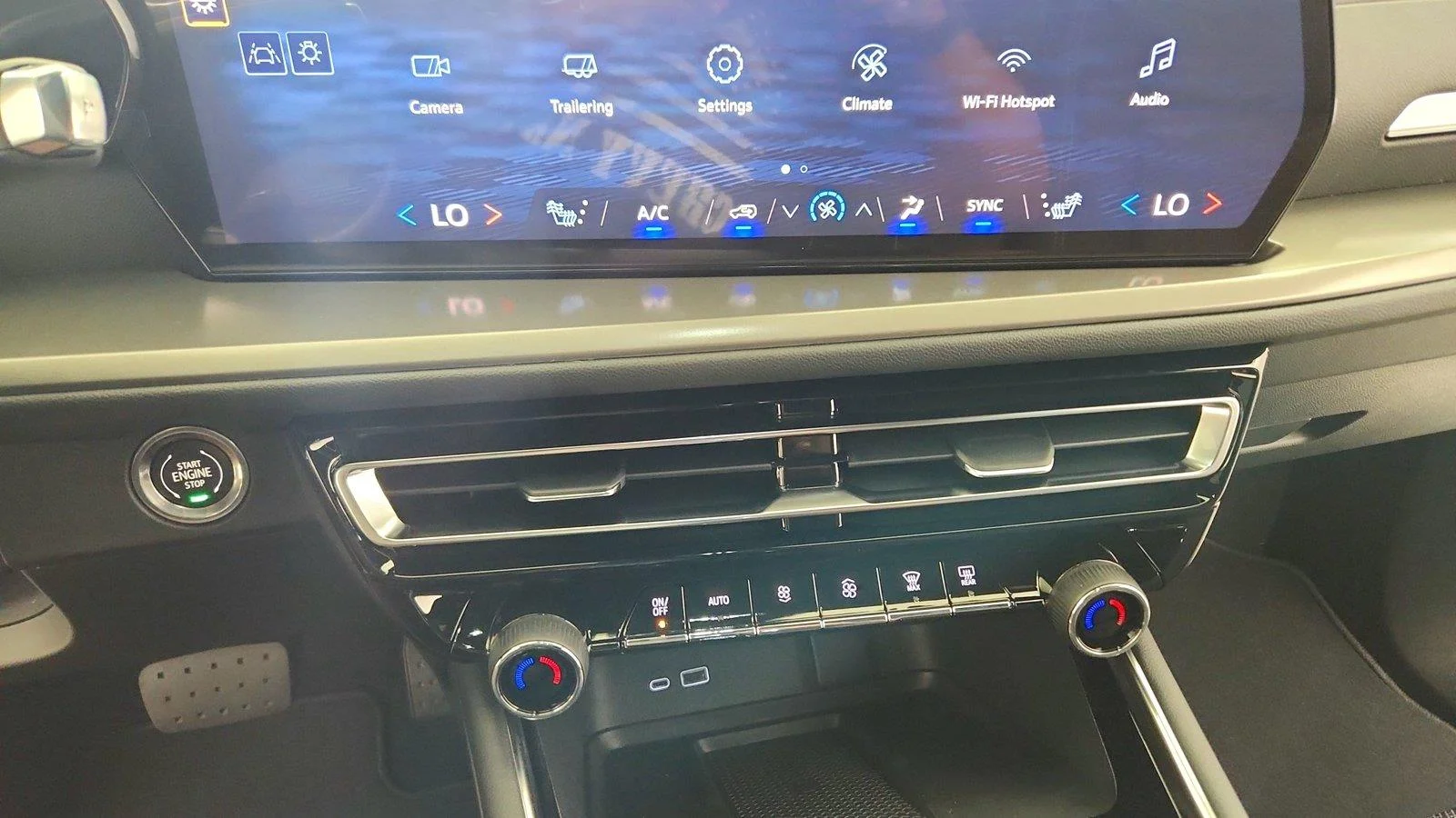 2026 Chevrolet Traverse LT - Photo 18