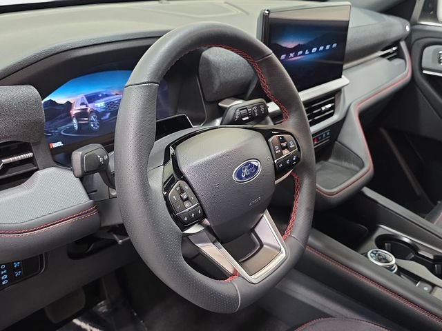 Used 2026 Gray Ford ST-Line image 14