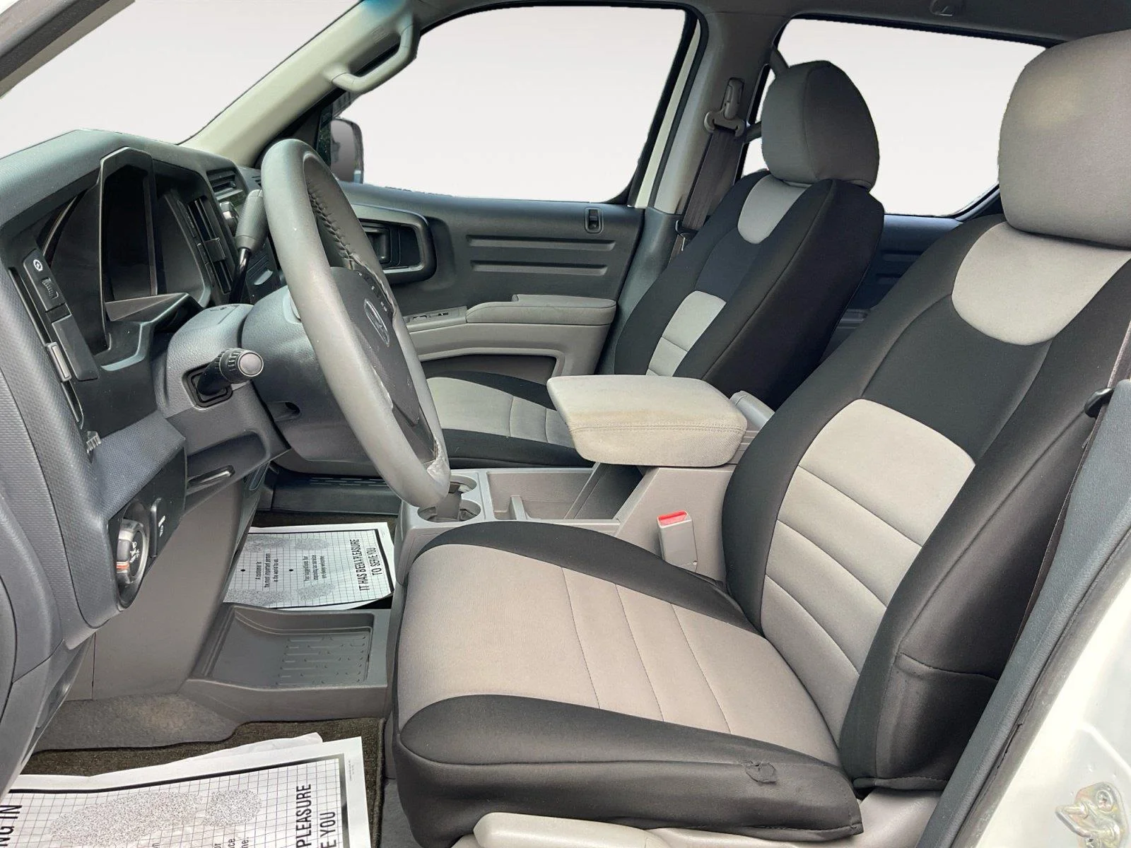 Used 2012 Taffeta White Honda RT image 9