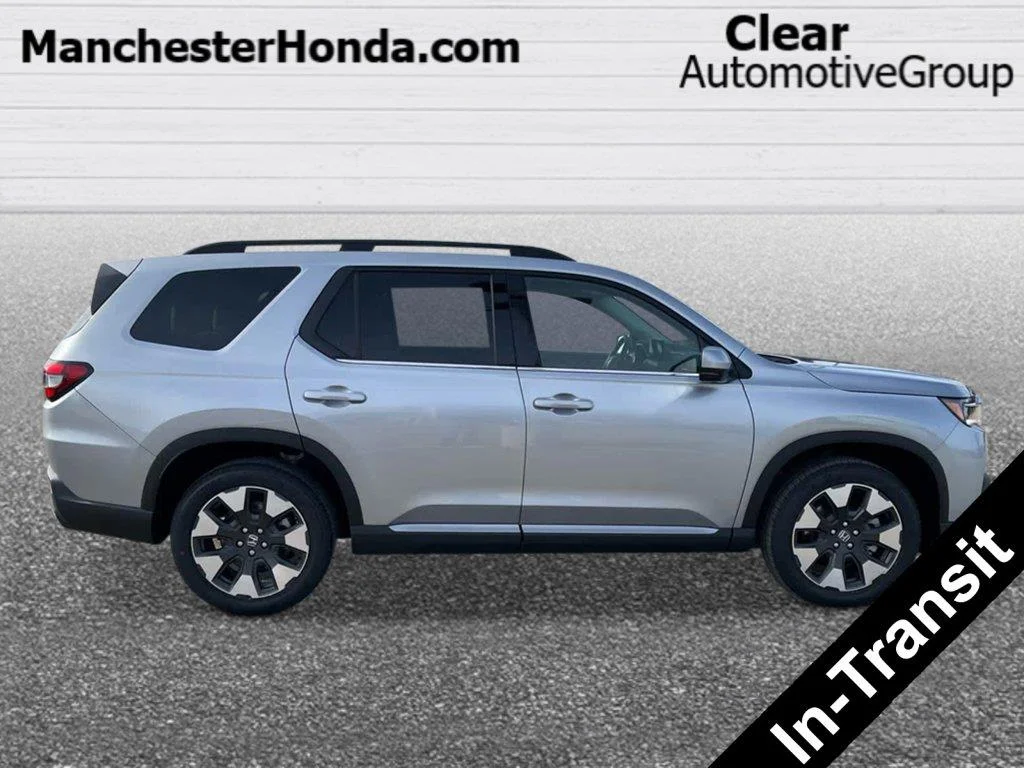 New 2026 Solar Silver Metallic Honda Touring image 6