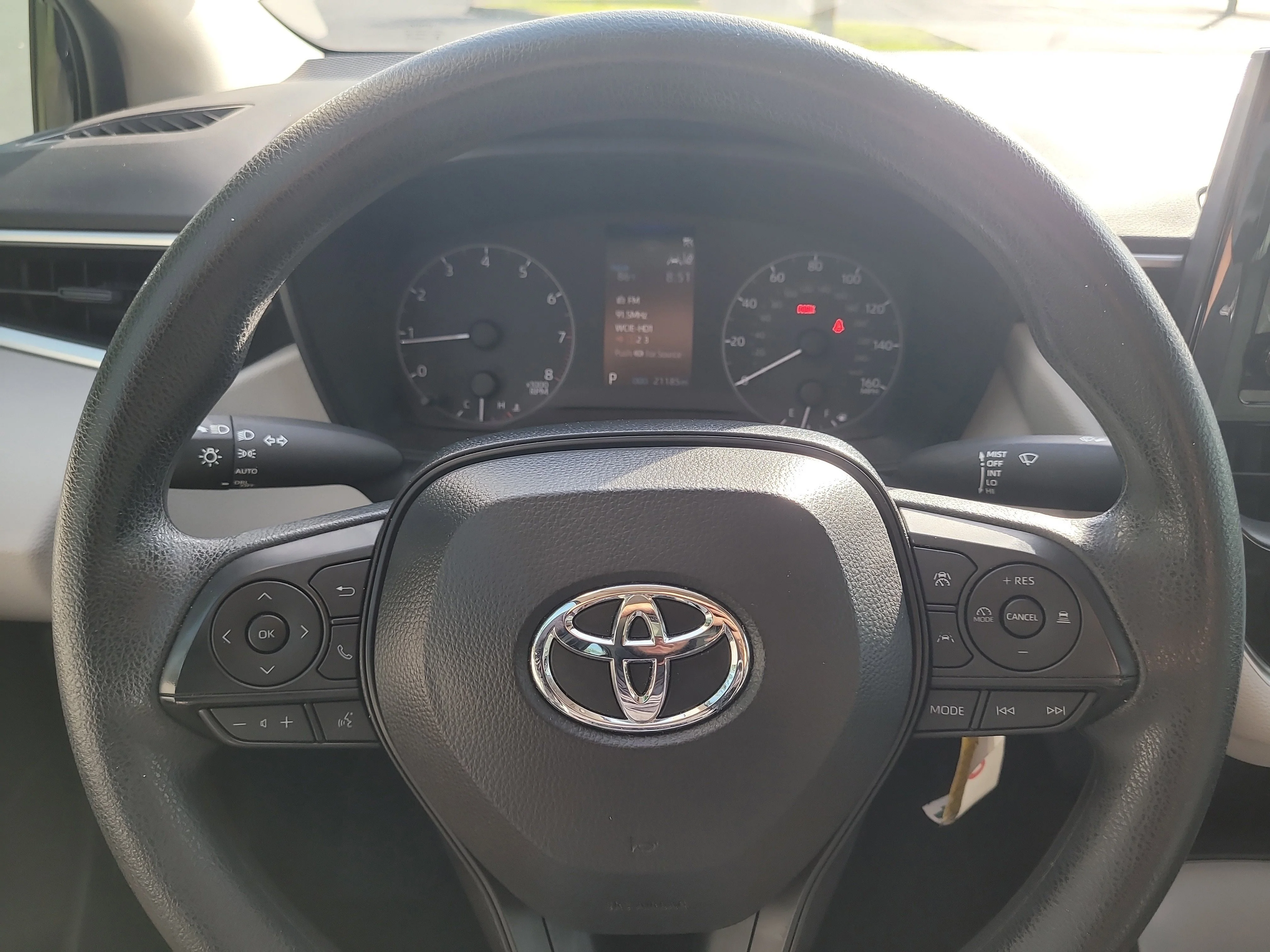 Certified Used 2025 Blueprint Toyota LE image 25
