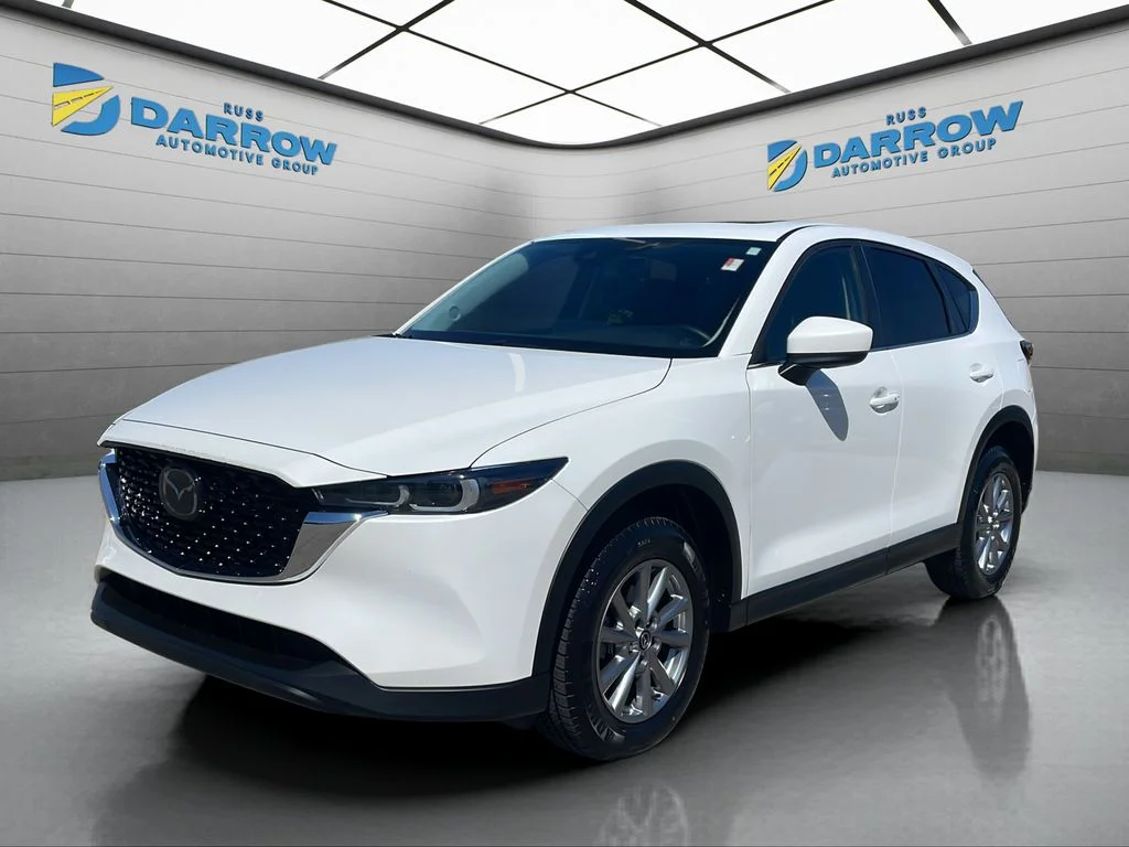 2022 Mazda CX-5 S Preferred package Auto AWD's photo