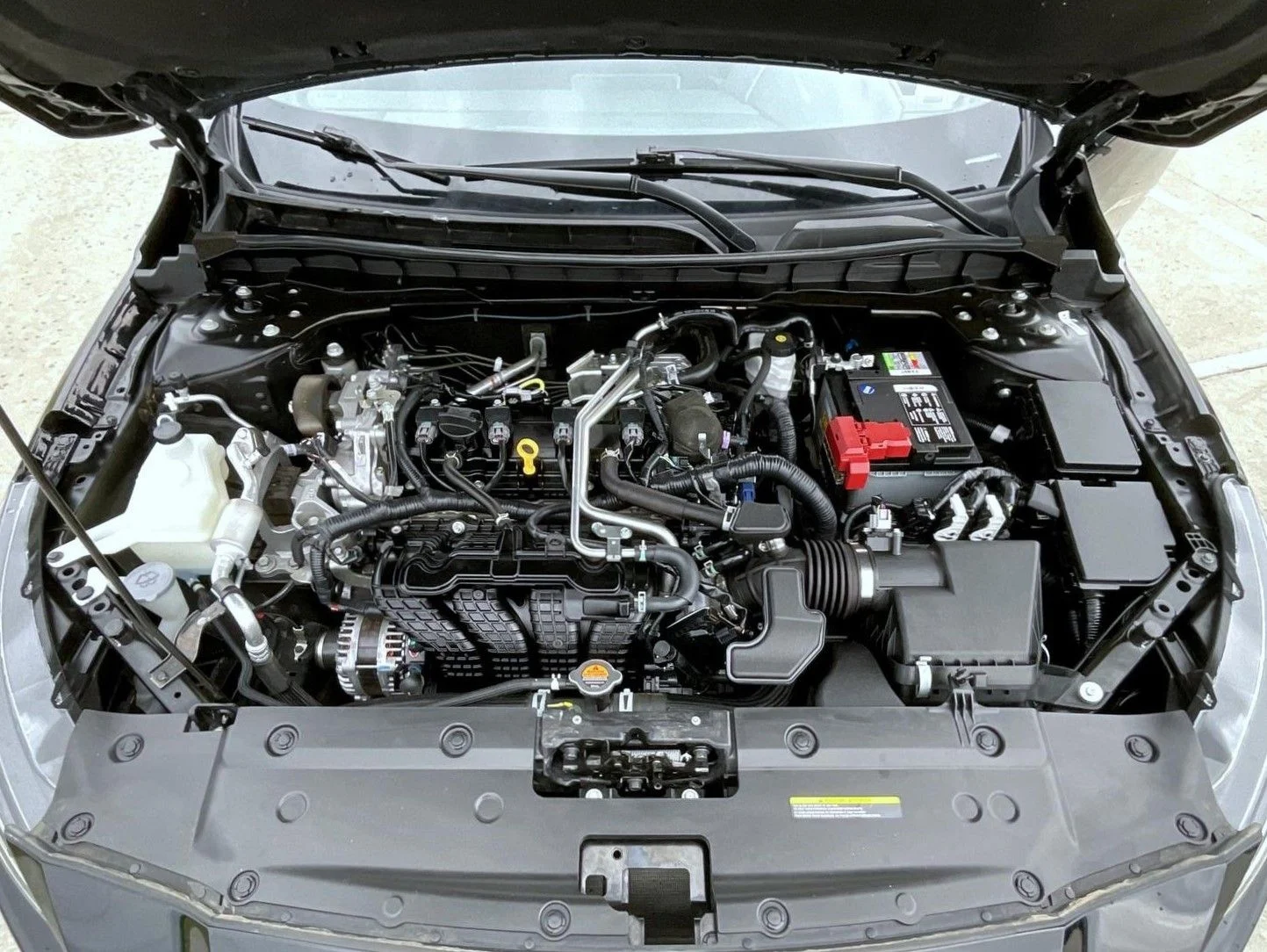 Used 2022 Black Nissan 2.5 S image 25