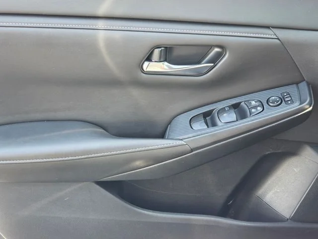 Used 2021 Gray Nissan SV image 30