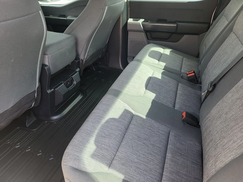 Used 2023 White Ford XL image 21