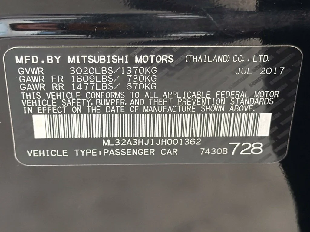 Used 2018 Black Mitsubishi ES image 33