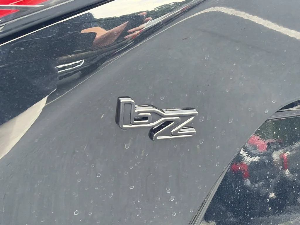 New 2026 Midnight Black Metallic Toyota XLE image 12