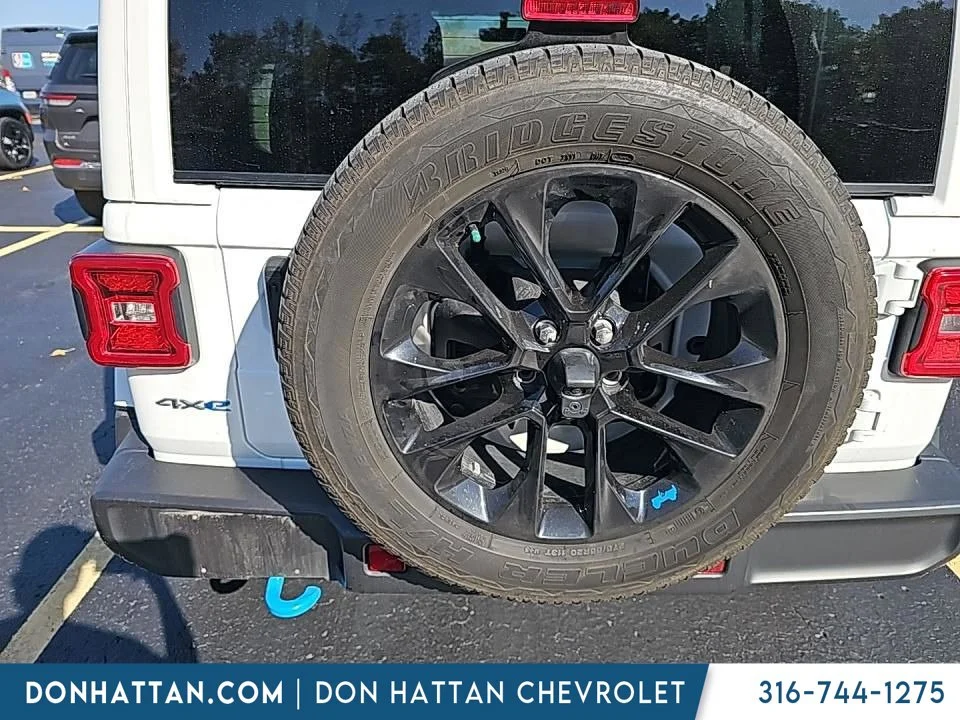 Used 2023 White Jeep Sahara 4xe image 8