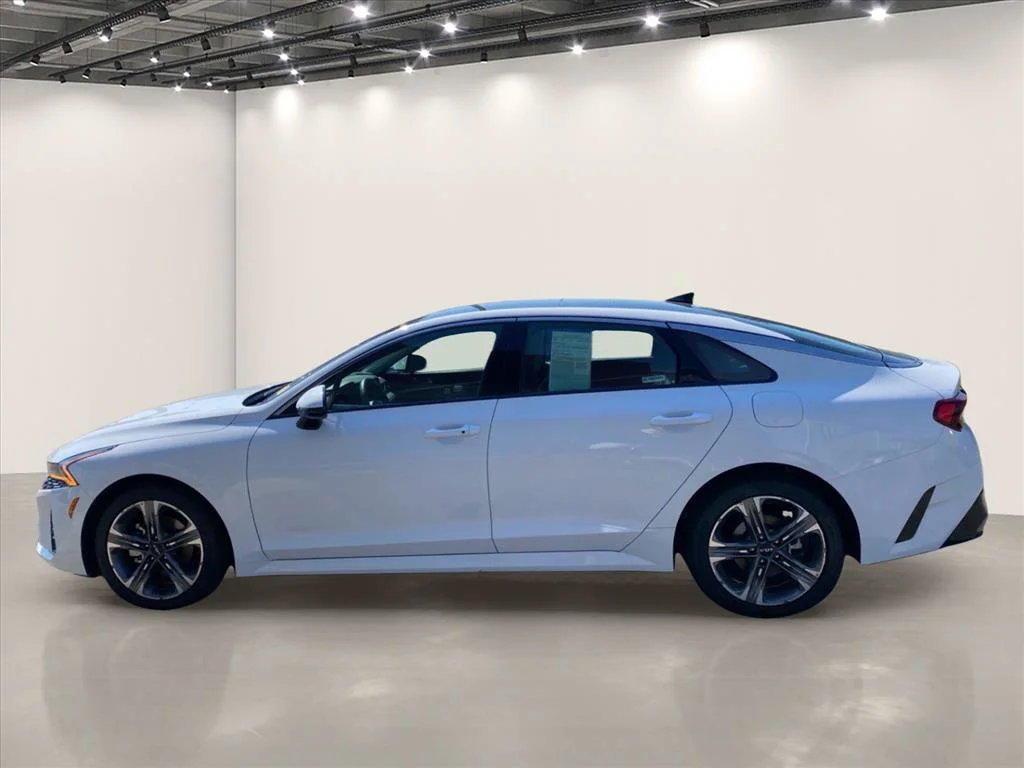 Certified Used 2024 Glacial White Pearl Kia EX image 5