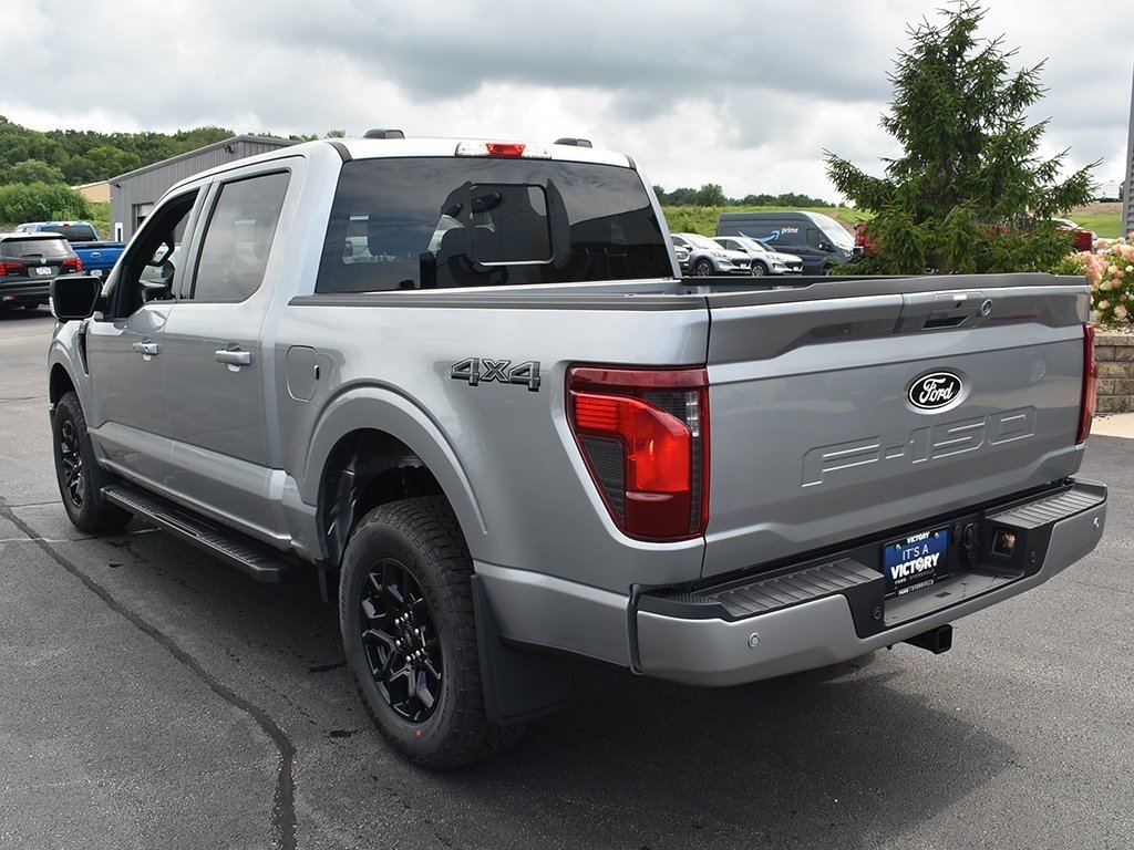 2025 Ford F-150 XLT photo 3