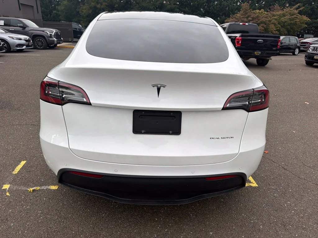 Used 2021 White Tesla Long Range image 6