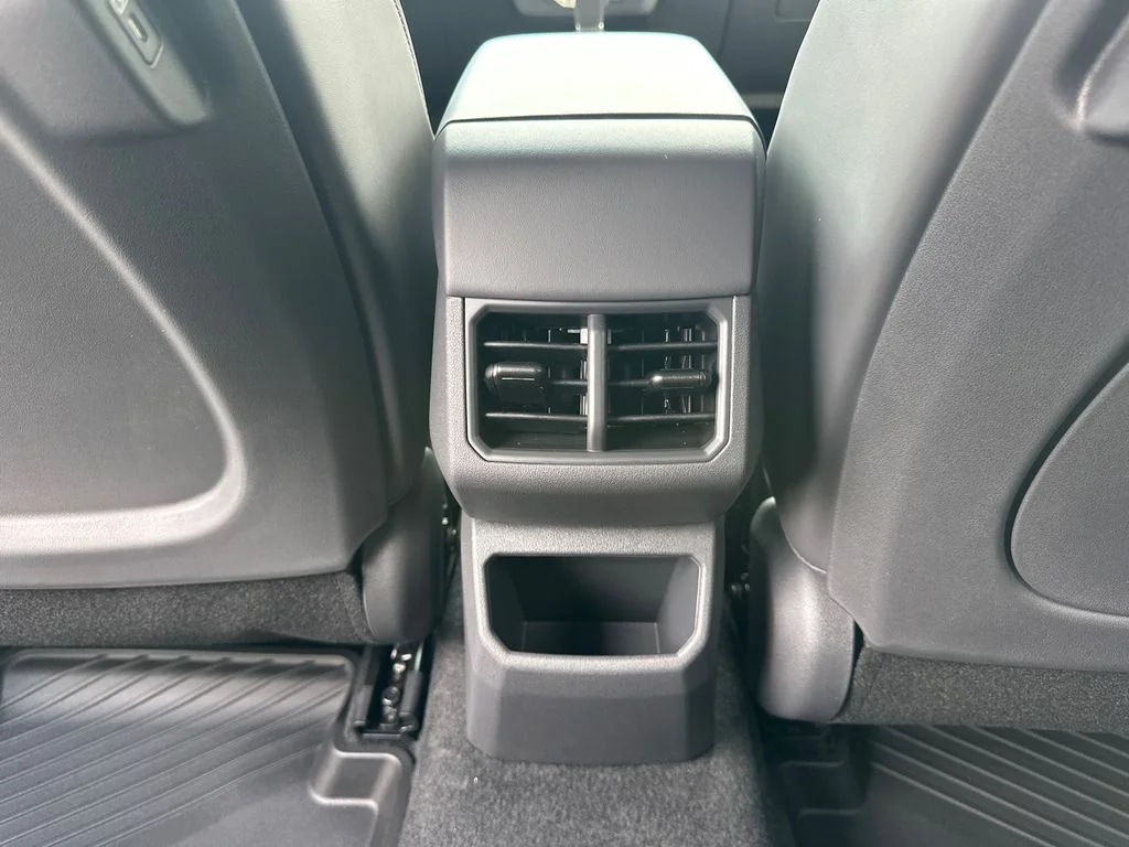 New 2027 Black Kia X-Line S image 23