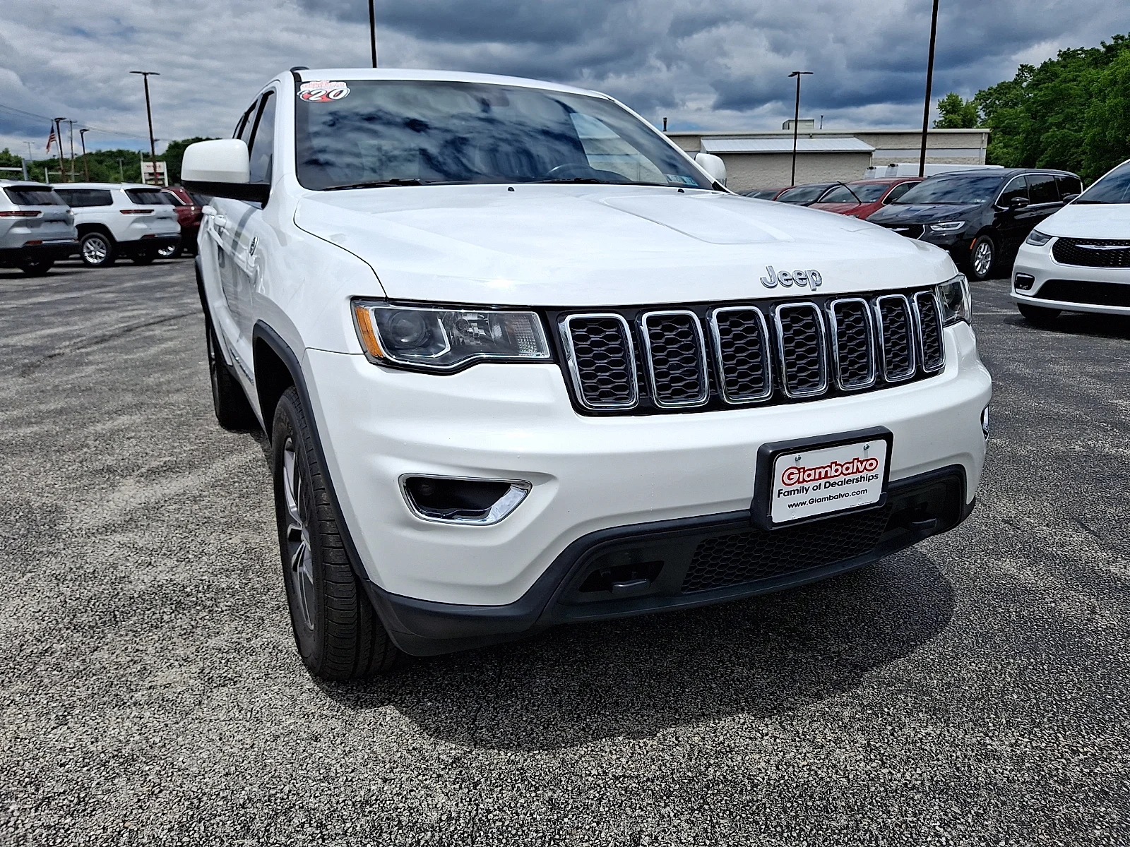 Certified Used 2020 White Jeep Laredo image 3