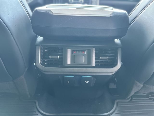 Used 2023 White Ford Platinum image 25