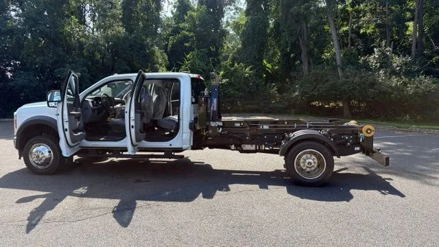 2026 Ford F-550 Super Duty Chassis Cab XL - Photo 36