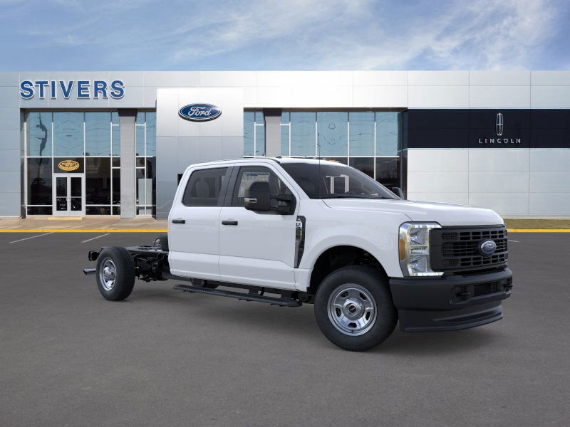 2026 Ford F-350 Super Duty Chassis Cab