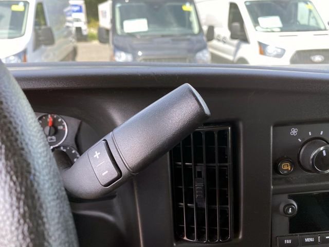 Used 2025 White GMC Work Van image 19