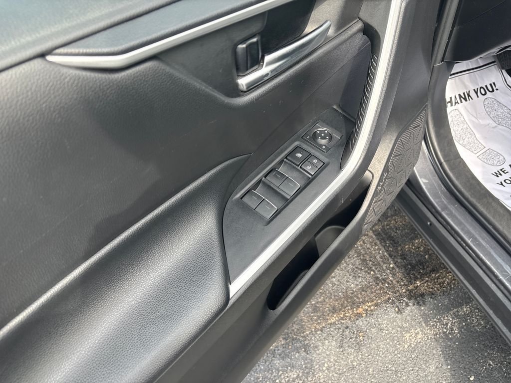 Used 2022 Gray Toyota XLE image 11