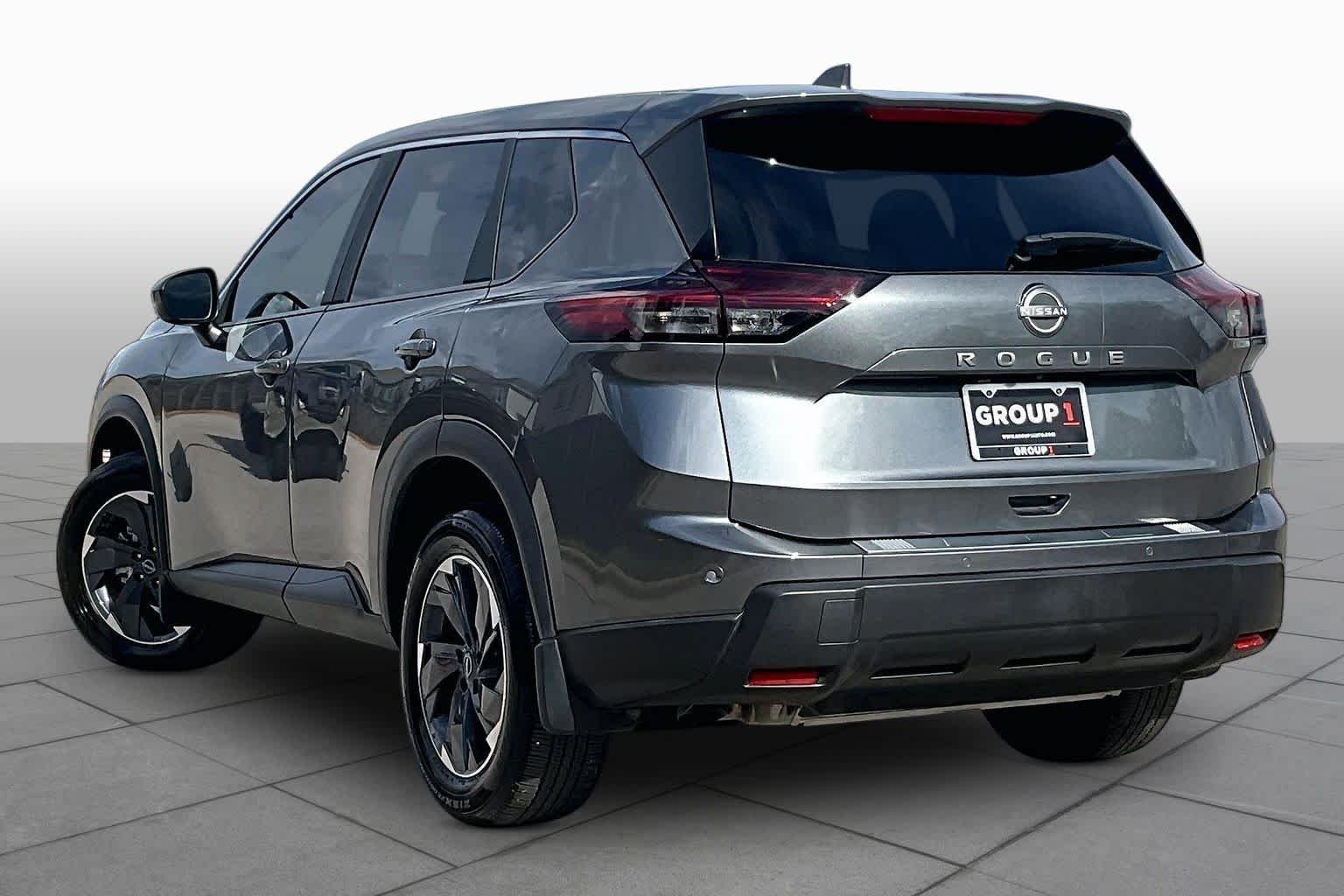 Certified Used 2026 Gun Metallic Nissan SV image 12