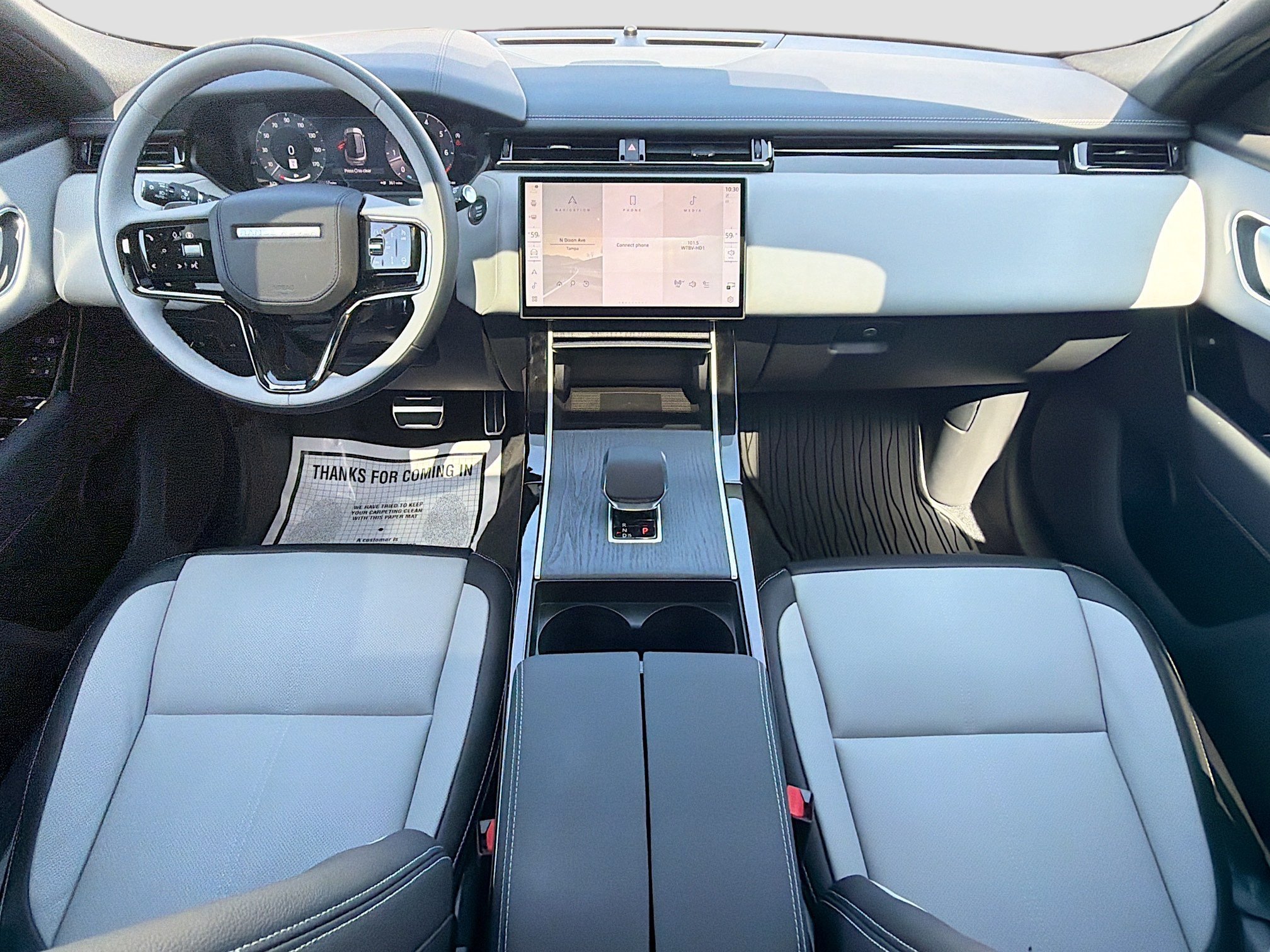 New 2026 Batumi Gold Land Rover Belgravia Edition image 15