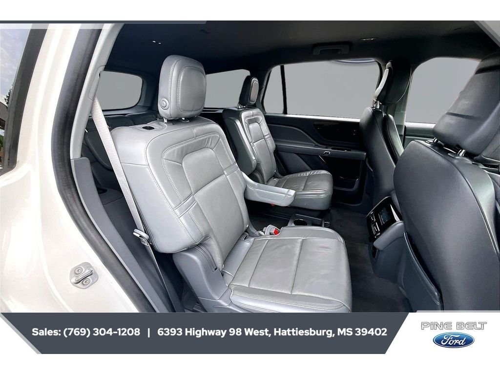 Used 2020 Pristine White Metallic Tri-Coat Lincoln Reserve image 20