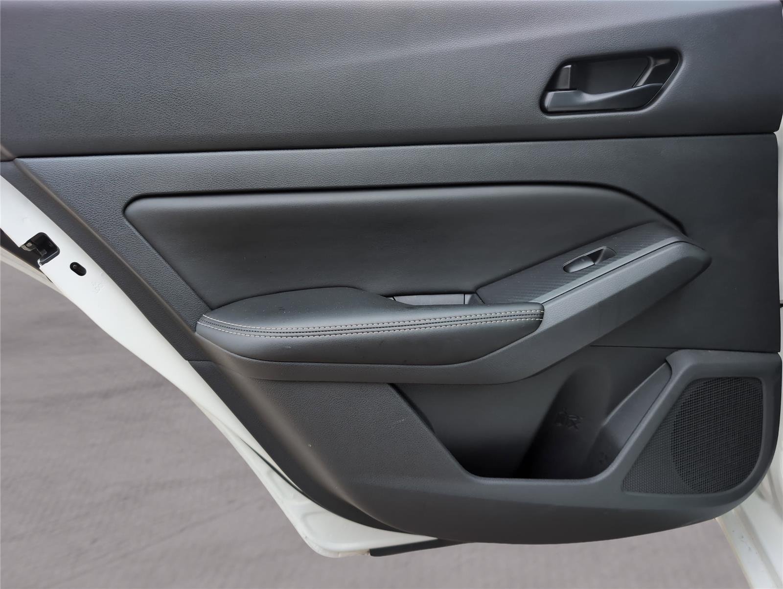 2025 Nissan Altima SV - Photo 32