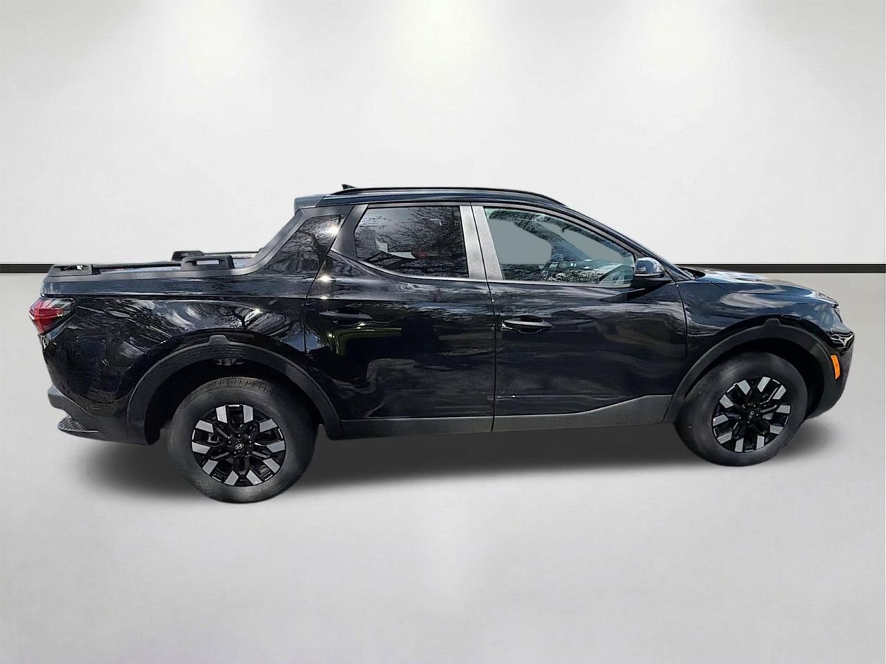 New 2026 Phantom Black Hyundai SEL Activity FWD image 2