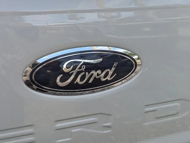 New 2026 Avalanche Ford F-350® XL image 24