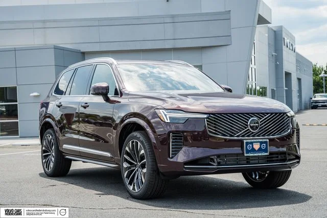 2026 Volvo XC90 Plug-In Hybrid T8 Plus