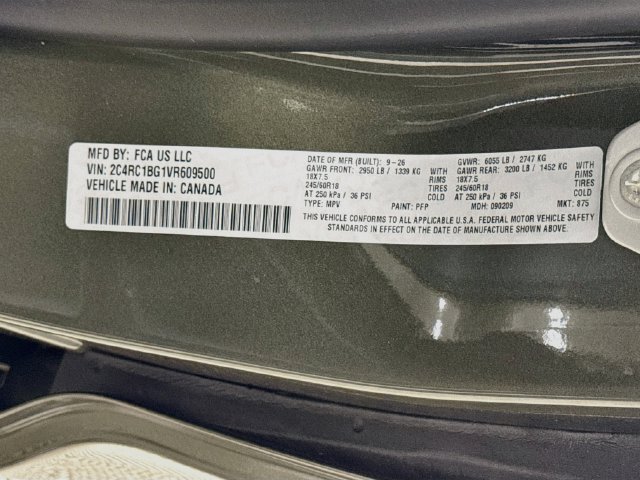 New 2027 Olive Green Pearl-Coat Paint Chrysler Select image 32