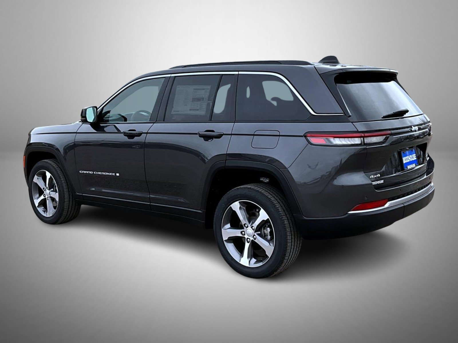 New 2026 Baltic Gray Metallic Clear-Coat Exterior Paint Jeep Limited image 7