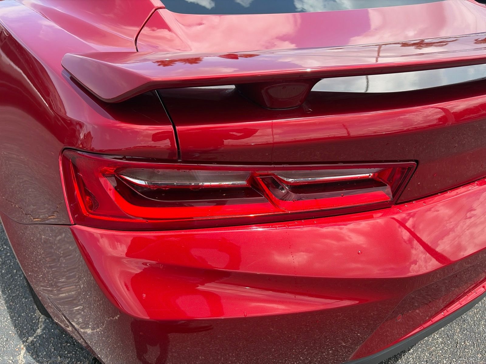 Used 2018 Red Chevrolet SS image 17