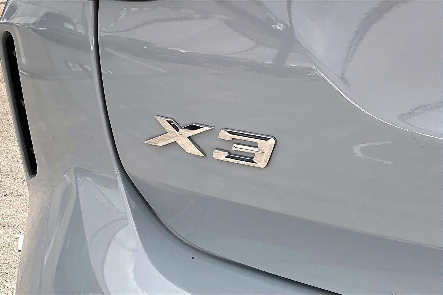 Used 2023 Brooklyn Grey Metallic BMW sDrive30i image 10