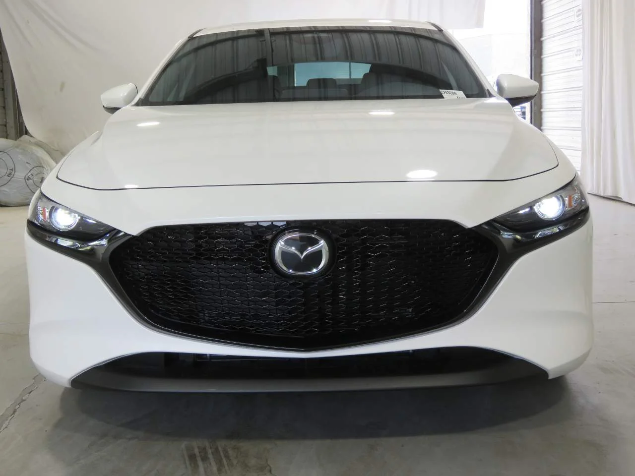 Certified Used 2024 Snowflake White Pearl Mica Mazda 2.5 S Preferred image 2