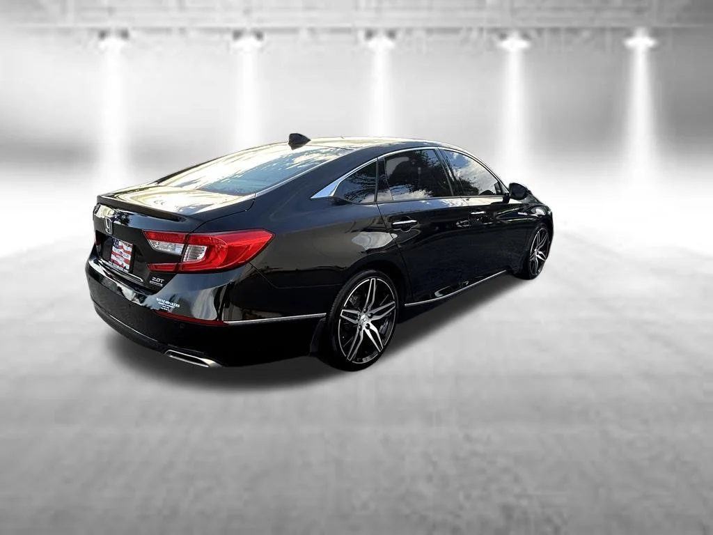 Certified Used 2021 Black Honda Touring 2.0T image 4
