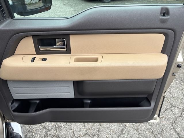 Used 2013 Pale Adobe Metall Ford XLT image 16