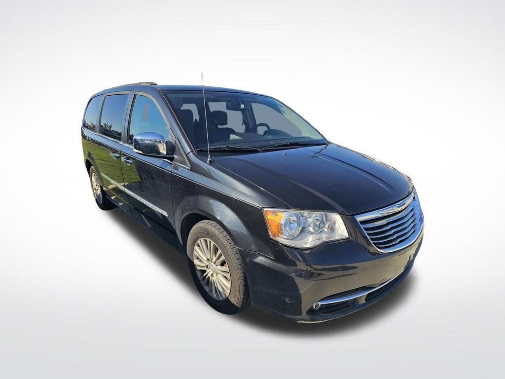 Used 2015 Black Chrysler Touring-L image 2