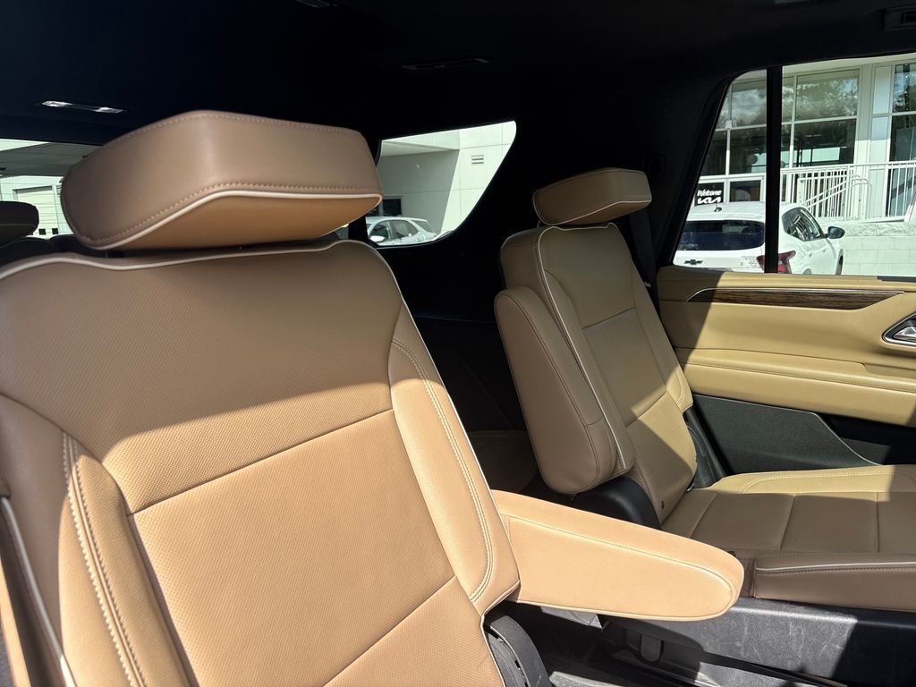 Used 2021 Beige Chevrolet Premier image 34