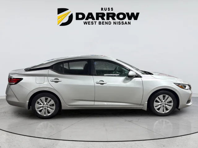 Used 2023 Silver Nissan S image 6