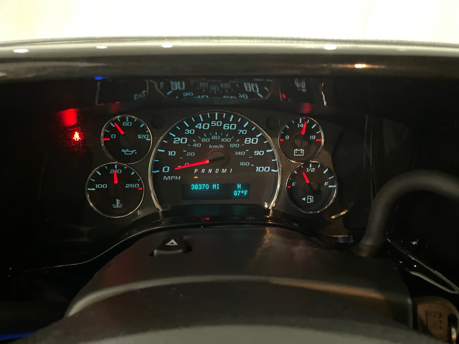 Used 2022 Quicksilver Metallic GMC Work Van image 18