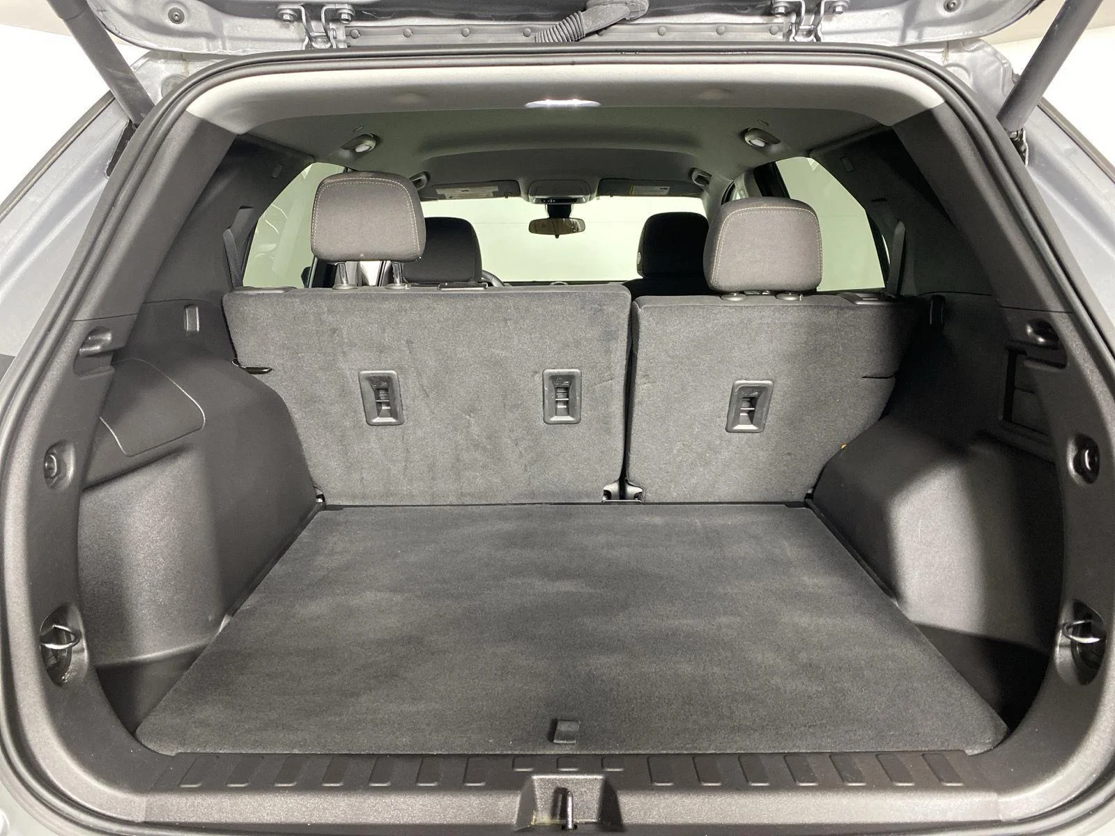 Used 2024 Sterling Gray Metallic Chevrolet LT image 9