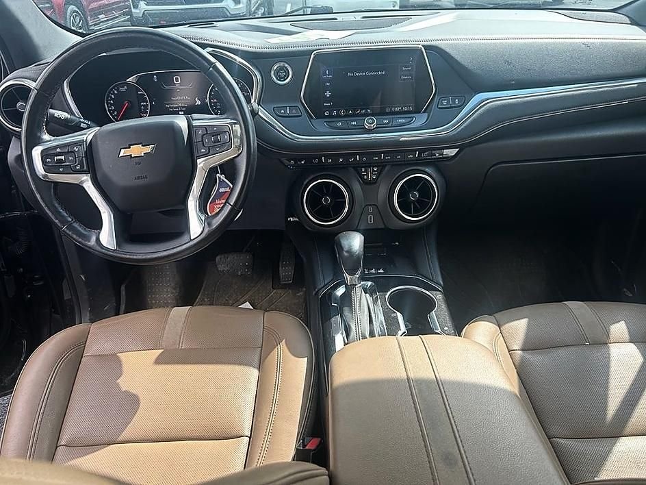 Used 2020 Black Chevrolet Premier image 15