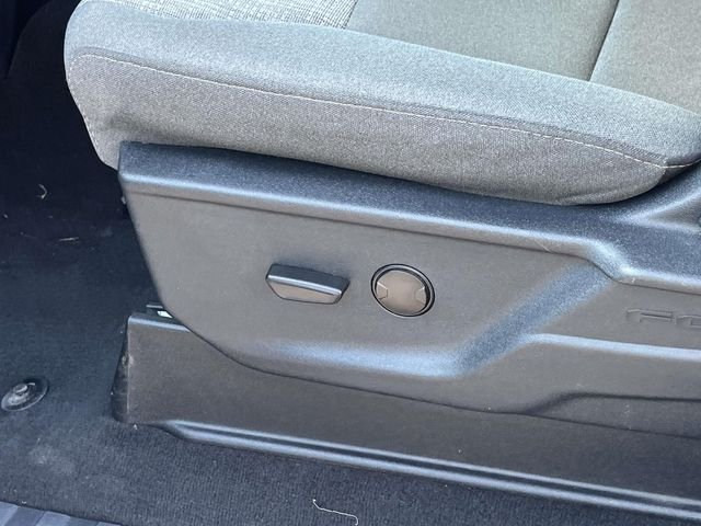 Used 2025 White Ford XLT image 27