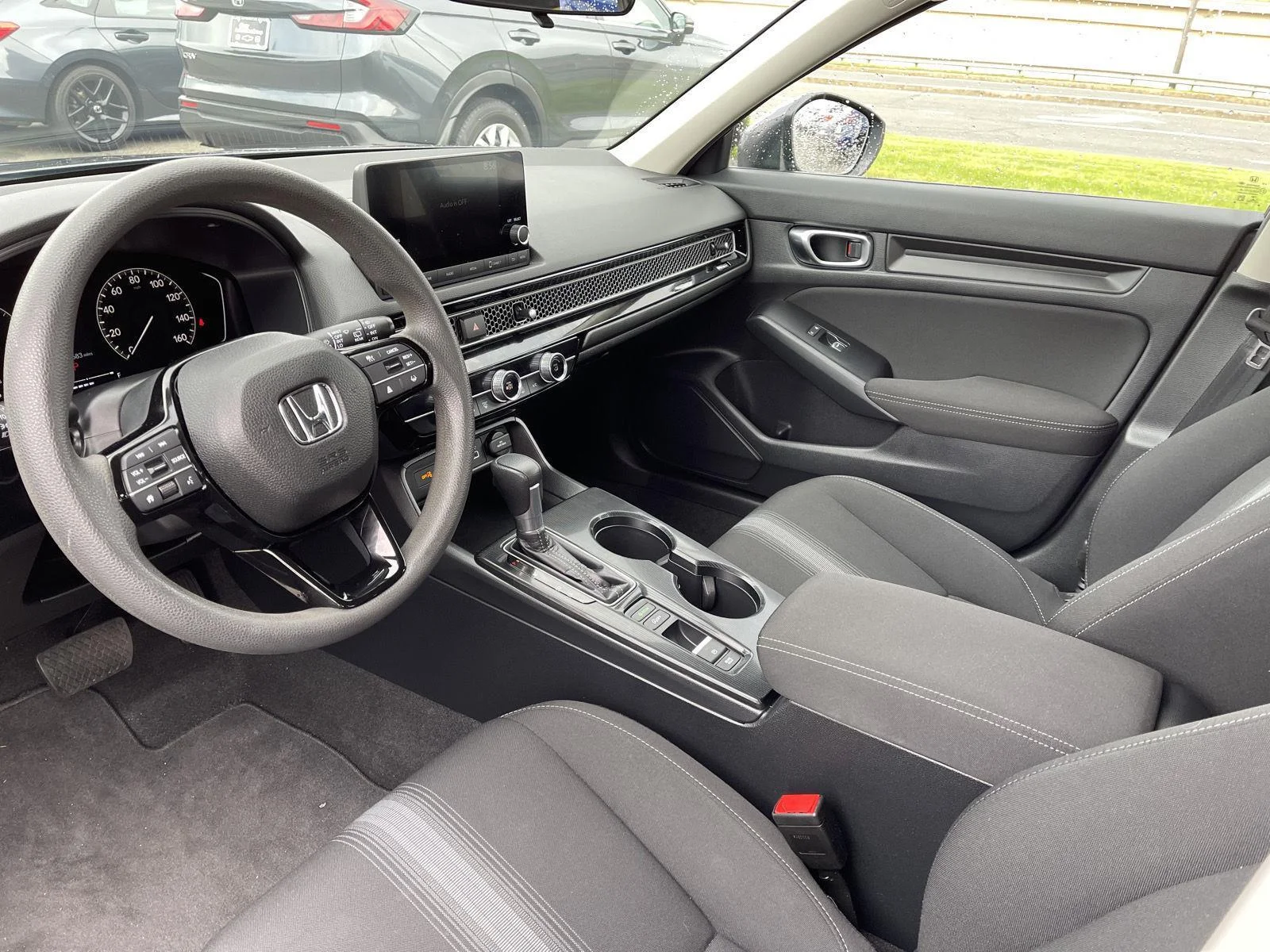 Used 2022 Meteorite Gray Metallic Honda LX image 4