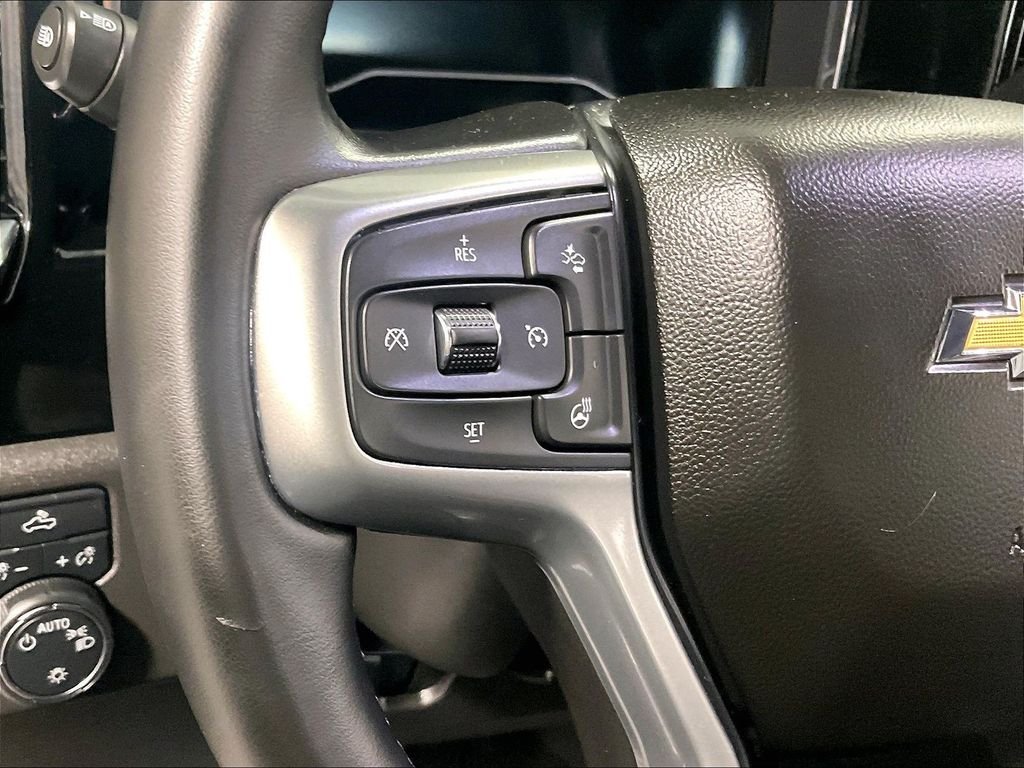 Used 2023 Gray Chevrolet LT image 22