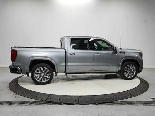 Used 2025 Silver GMC Denali image 8