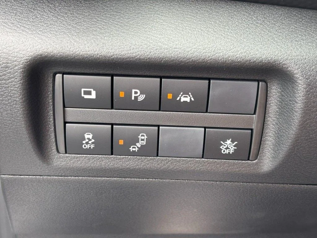 2025 Nissan KICKS PLAY Base - Photo 10